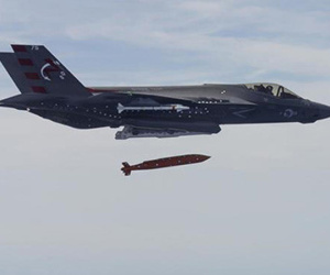 Được trang bị thêm vũ khí thông minh F-35C như 'hổ mọc thêm cánh'