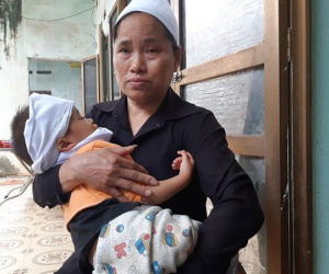 Tiếng khóc xé lòng trong phút tiễn đưa bé trai bị kẻ lạ mặt đâm tử vong ở Vĩnh Phúc