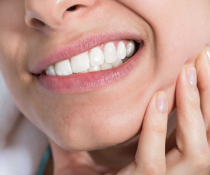Xử trí thế nào khi răng khôn 'mọc dại'