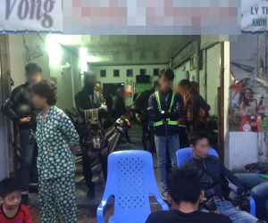 Nhóm phượt thủ 28 người qua đêm ở quán cafe võng hết 400k rồi 'đăng đàn' chê đắt khiến cộng đồng phản ứng kịch liệt