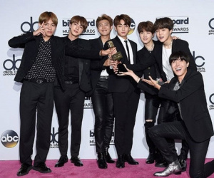 BTS năm thứ 2 được đề cử Billboard Music Awards, đối đầu Justin Bieber