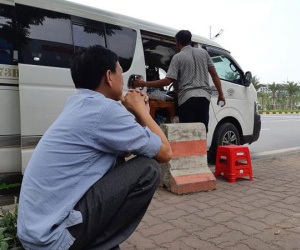 Cô gái Việt đột tử tại Nhật: Người cha bật khóc khi thấy con phủ trắng nilon về sân bay