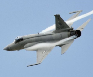 Malaysia đàm phán mua tiêm kích JF-17 từ Pakistan