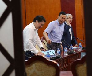 VFF chưa chốt tiêu chí 'bằng đại học', mong bầu Đức quay lại