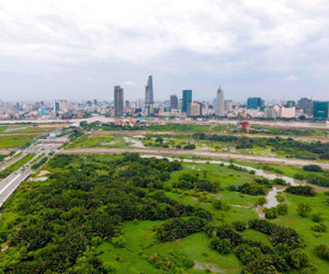 Khu Đông Sài Gòn tiếp tục sốt đất, chuyên gia cảnh báo vỡ bong bóng