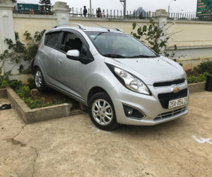Vụ giáo viên lùi xe làm chết học sinh ở Sơn La: Nỗi đau cha mẹ