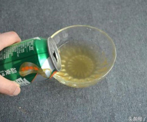 Cô gái đổ muối vào lon bia thừa, không ngờ 'chế' ra thứ hữu ích thế này