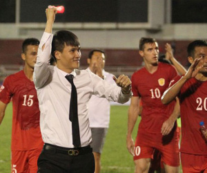 Công Vinh quyết làm 'quan to': Nước cờ đầu tiên