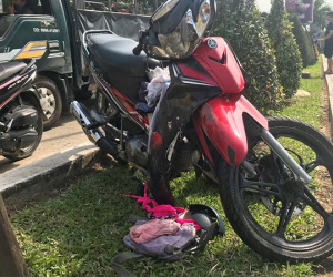 Đôi nam nữ trẻ bị xe ben cuốn vào gầm
