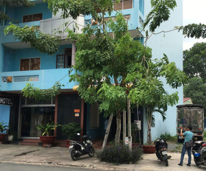 Một trung tá công an chết trong tư thế treo cổ tại khách sạn