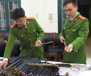 Lần theo tung tích 'ông trùm' buôn bán vũ khí dưới vỏ bọc của một trí thức trẻ