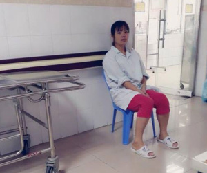 Thương cảm bé gái 26 tháng tuổi bị bỏng nặng do ngã vào nồi bỗng rượu