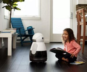 Amazon đang phát triển robot quản gia