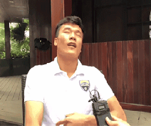 Bùi Tiến Dũng bật khóc khi được hỏi về những lời bình luận ác ý