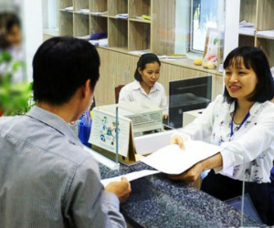 Hà Nội đề nghị công chức dán quy tắc ứng xử trên bàn làm việc