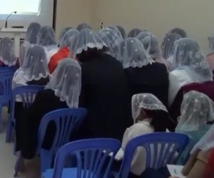 Tôi bị hội viên 'Hội Thánh Đức Chúa Trời' lôi kéo như thế nào?
