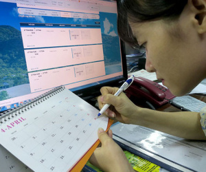 Vé máy bay 'nhảy múa' dịp cao điểm
