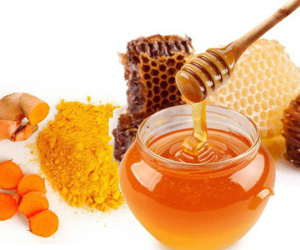 Có nên uống mật ong, nghệ lâu dài?