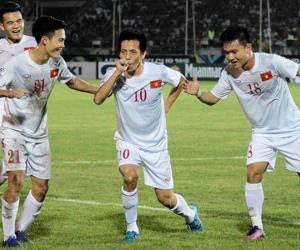 Văn Quyết: Việt Nam sẽ vào chung kết AFF Cup 2018