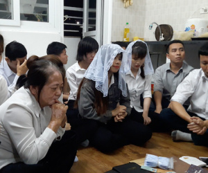 Bắt giữ nhóm Hội Thánh Đức Chúa trời tại Nghệ An có nhiều nữ sinh tham gia