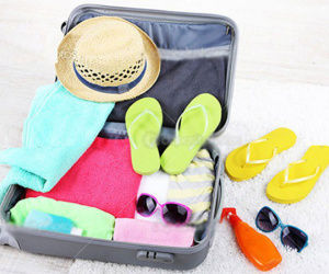 Cách mang cả ngôi nhà đi du lịch chỉ với 7kg hành lý xách tay