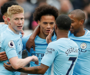 Đá bại West Ham, M.C bắt kịp hai kỷ lục của Chelsea