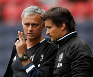 Trợ lý của Mourinho nằm trong danh sách thay thế Wenger