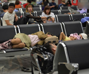 Hết lễ nhưng hàng trăm hành khách bị delay vẫn vật vờ ở sân bay Đà Nẵng, không thể về Hà Nội vì thời tiết xấu