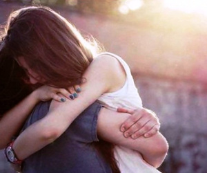 Vợ 'say tình' trai trẻ làm thuê dẻo mỏ