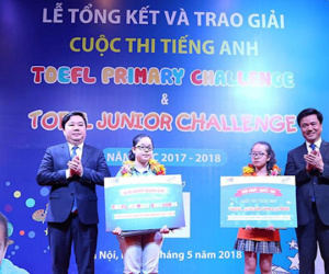 Nhiều học sinh tiểu học có vốn ngoại ngữ ngang chuẩn... đại học