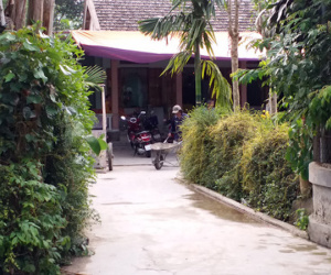 Xót thương bé trai 3 tuổi tử nạn do vặn phải tay ga xe nổ máy