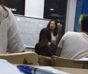 Video: Cô giáo gọi học viên là 'con lợn' giải thích về luật phạt 100.000 đồng