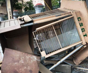 Xe tải ủi bay bốt gác CSGT, đâm xe máy khiến một người chết