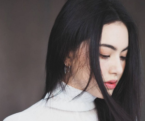 Sự nghiệp đình đám của nàng thơ Mai Davika - bạn diễn cùng với Sơn Tùng trong MV Chạy ngay đi