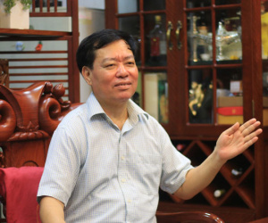 'Điều chỉnh lương phải đi liền với sa thải công chức kém'