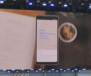 Google ứng dụng camera điện thoại vào chỉ đường và tìm đồ