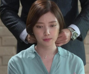 Hí hửng lấy được chồng giàu có, tôi không ngờ thứ mình có được lại là món nợ khổng lồ