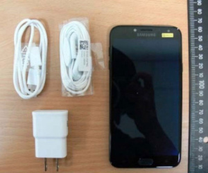 NÓNG: Samsung Galaxy J4 2018 lộ ảnh thực tế, giá rẻ 4,5 triệu đồng