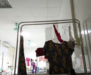 Cô gái bức xúc vì đầu giường bệnh viện mình nằm bị biến thành nơi phơi đồ lót, nhắc nhở thì bị mắng ngược