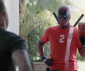 Fan thích thú với đoạn phim Deadpool tặng vé World Cup để xin lỗi David Beckham