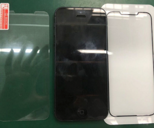 Hãng phụ kiện hé lộ thiết kế iPhone SE 2 có 'tai thỏ'