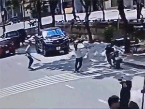 Hàng chục thanh niên nổ súng, chém nhau loạn xạ khi đi đòi nợ