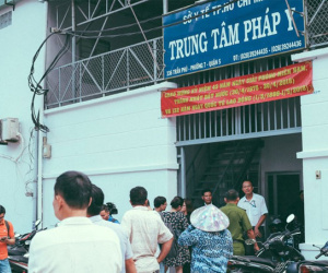 Con trai của người hiệp sĩ hy sinh khi bắt băng trộm SH: 'Từ nay, ba không đón con đi học nữa hả mẹ...'