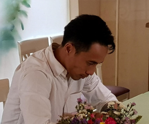 Clip: Phạm Anh Khoa khóc trong buổi họp báo, xin lỗi nạn nhân và rút lại phát ngôn 'Ở showbiz vỗ mông là bình thường'