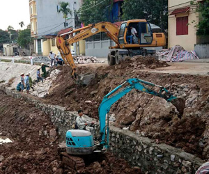 Hà Nội: Đường chưa bàn giao đã sạt lở cả chục mét sau 1 trận mưa