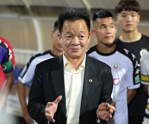 Hà Nội FC vượt qua HAGL, bầu Hiển lập tức thưởng đậm
