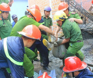 Sập trần bê tông làm hai người chết và nhiều người bị thương
