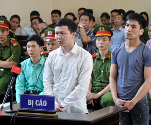 Vụ bác sĩ Hoàng Công Lương: Chết người mới lập biên bản giao thiết bị