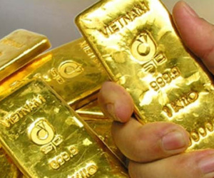 Giá vàng hôm nay 18/5: USD khó lường, vàng xuống đáy sâu