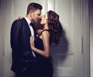 Làm thế nào để phân biệt rõ ràng gianh giới mỏng manh giữa gạ tình và tán tỉnh?